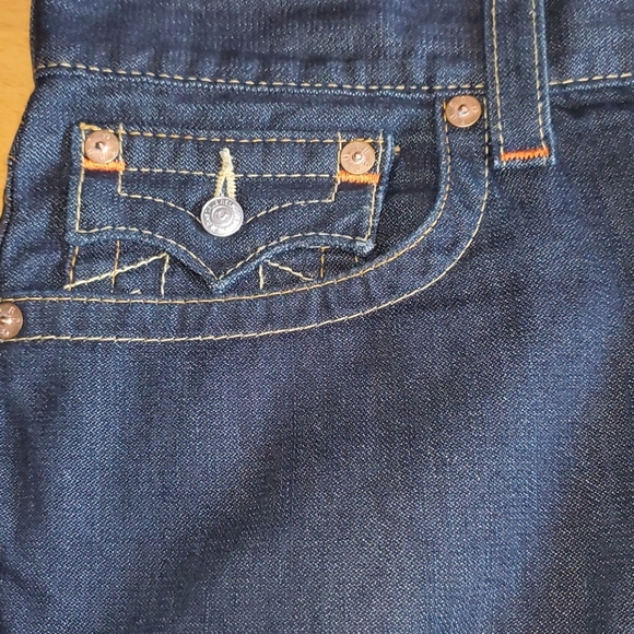 TRUE RELIGION jeans. Size 36 - Picture 4 of 10